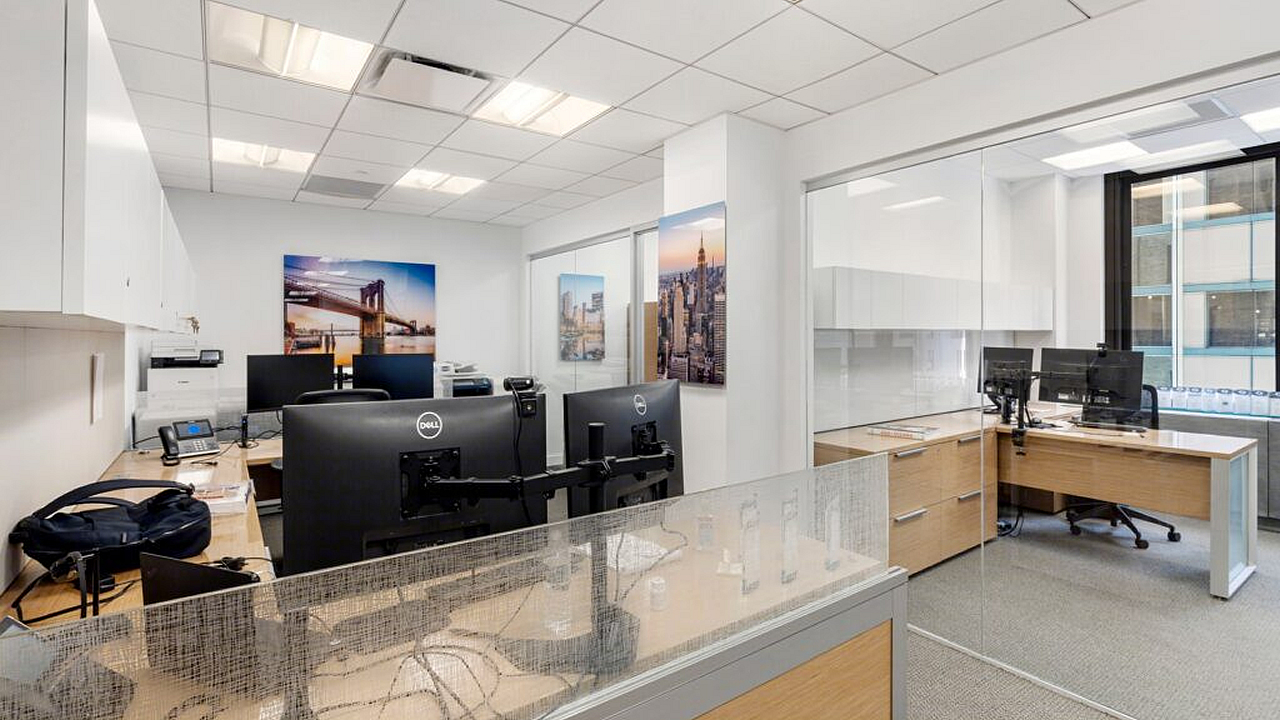 Furnished Lexington Avenue Office Space